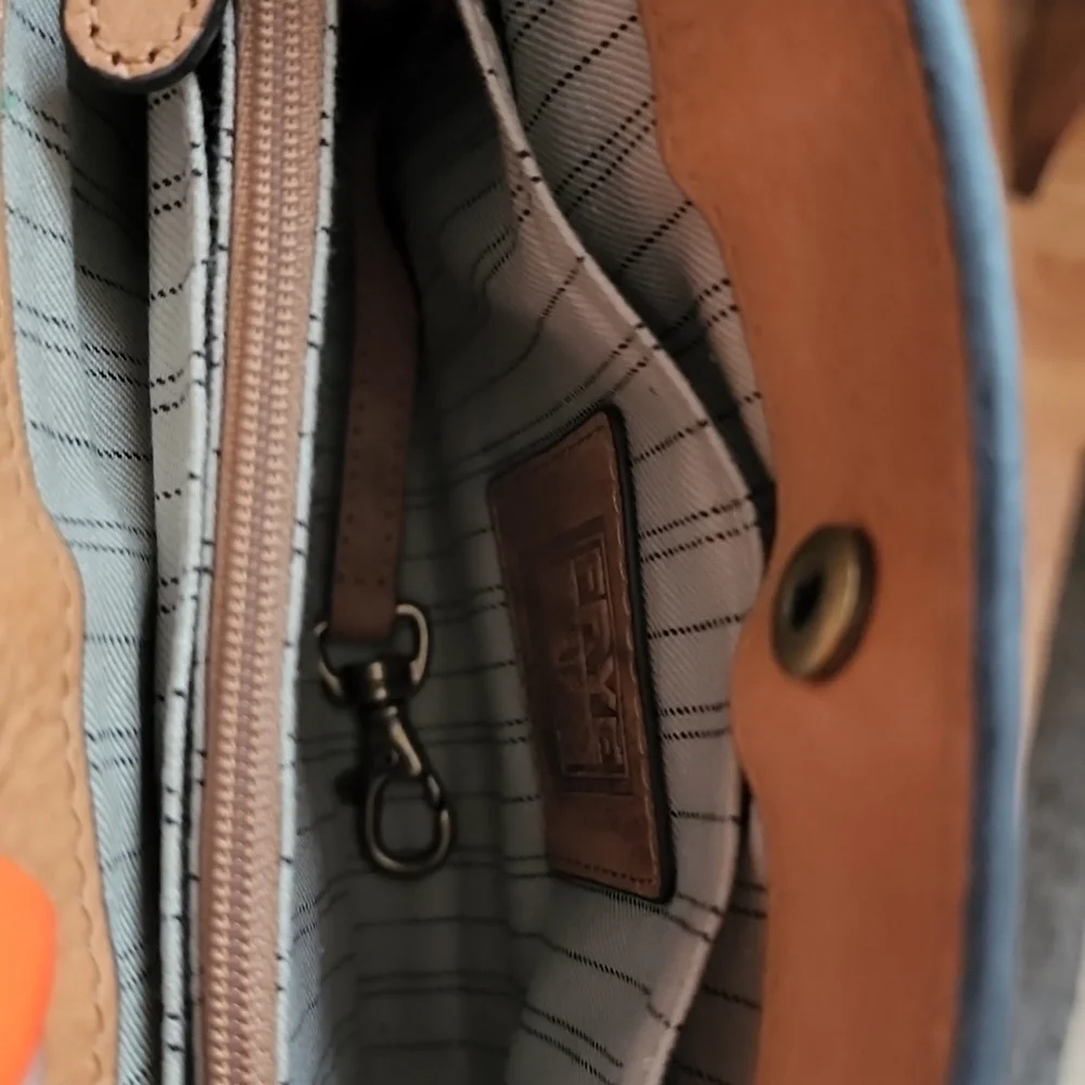 Frye Tan Leather Crossbody Bag - Picture 11 of 14